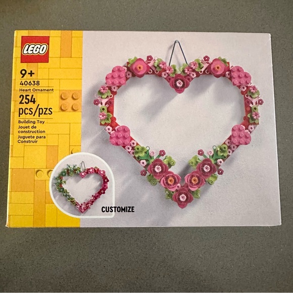 LEGO Heart Ornament 40638 | Floral Valentine Décor | 254 pcs | NIB - Picture 2 of 5
